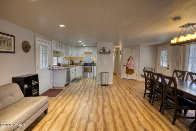 Spacious Living Area | Image 6