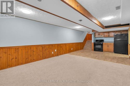 126 Nelson Street E, New Tecumseth (Alliston), ON, L8R1J5 | Card Image