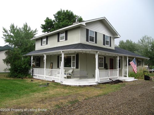 242 3rd Ave Ne, Beach, ND, 58621 | Card Image