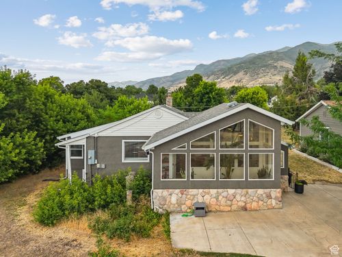 1043 Oxford Cir, Fruit Heights, UT, 84037-4411 | Card Image