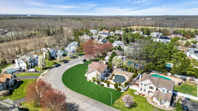 31 Woodview Dr, House other with 5 bedrooms, 4 bathrooms and null parking in Howell NJ | Image 45