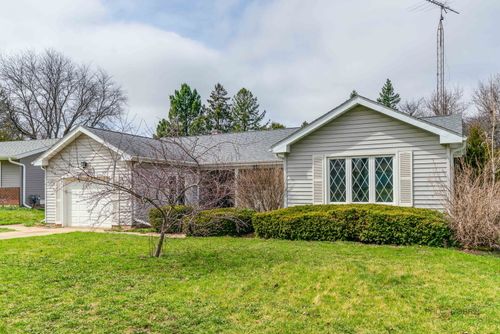 1009 Hampton Ct, McHenry, IL, 60050-4132 | Card Image