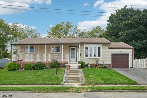 25 Lawrence Dr, Hackettstown, NJ, 07840-2509 | Card Image