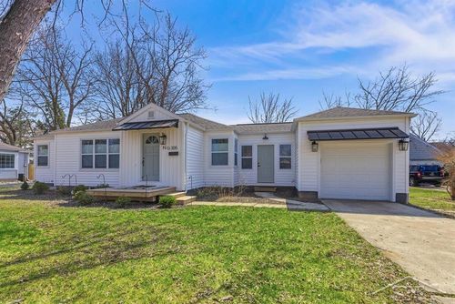 305 W Sugnet Rd, Midland, MI, 48640-3462 | Card Image