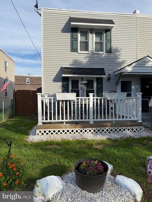 4205 W 5th St, TRAINER, PA, 19061-5005 | Card Image