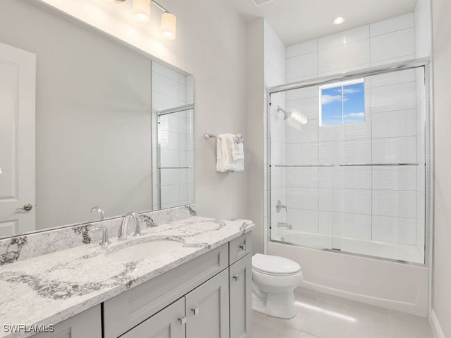 UNIT-201 - 8860 Saint Lucia Dr, Condo with 3 bedrooms, 3 bathrooms and null parking in NAPLES FL | Image 23