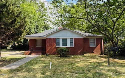 307 Byrd St, Clinton, NC, 28328-2730 | Card Image