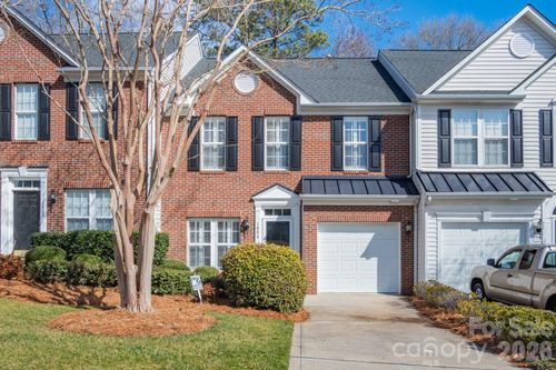 1804 Robinwood Village Dr, Gastonia, NC, 28054-5919 | Card Image