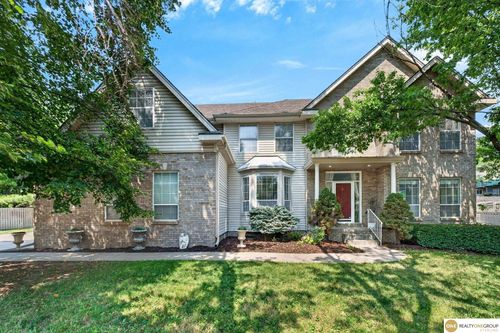 15922 Burt St, Omaha, NE, 68118-2222 | Card Image