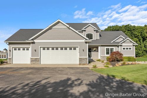 4476 Sunrise Trl, Caledonia, MI, 49316-9270 | Card Image