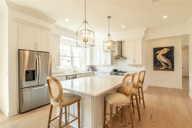 39 2 Nd St, House other with 4 bedrooms, 5 bathrooms and 3 parking in Oakmont PA | Image 16