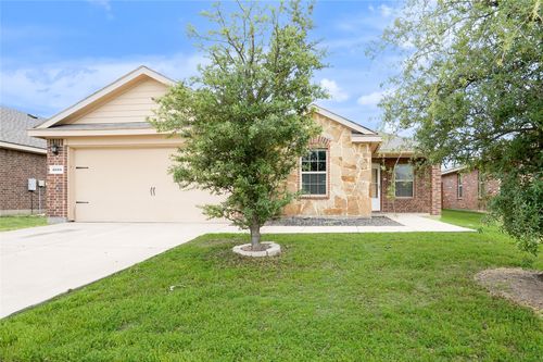 2058 Enchanted Rock Dr, Forney, TX, 75126-0018 | Card Image