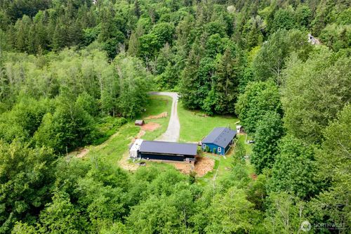1707 Bonnie Ln, Camano Island, WA, 98282-7688 | Card Image