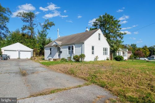 1715 Montgomery Rd, WILMINGTON, DE, 19805-1248 | Card Image