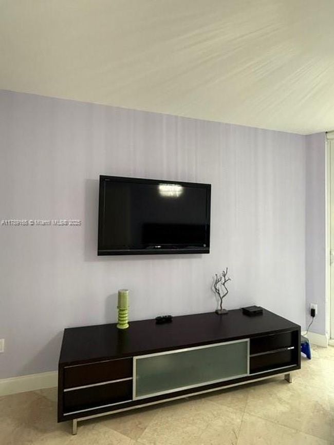 APT-2804 - 18911 Collins Ave, Condo with 2 bedrooms, 3 bathrooms and null parking in Sunny Isles Beach FL | Image 17