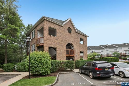 436 Lee Court, Fort Lee, NJ, 07024 | Card Image