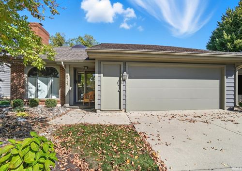 5717 Bayside Dr, Fort Wayne, IN, 46815-8530 | Card Image