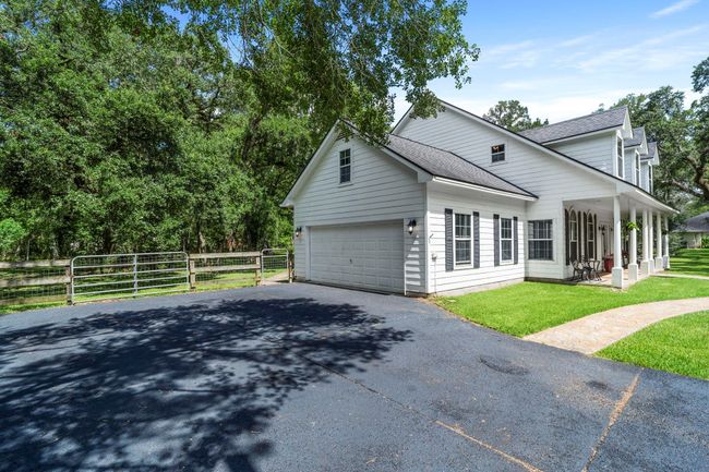 13502 E Brazos Bend Dr, House other with 5 bedrooms, 4 bathrooms and 2 parking in Needville TX | Image 8