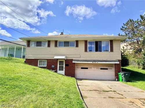 5410 E 124th St, Garfield Heights, OH, 44125-3239 | Card Image