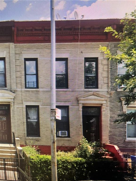Bedford Ave, Brooklyn, NY 11226