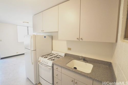b-1837 Young St, Honolulu, HI, 96826-2113 | Card Image