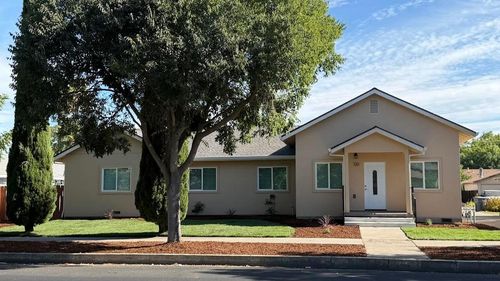 130 Fremont St, Colusa, CA, 95932-2831 | Card Image