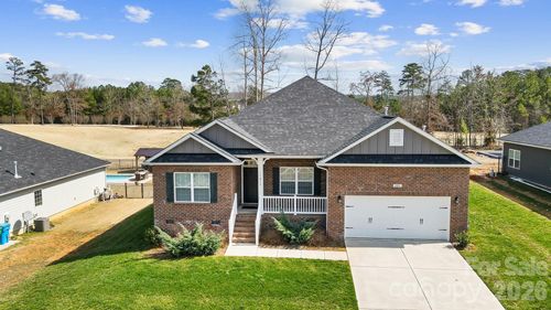 11812 Glenwood Dr, Locust, NC, 28097-7714 | Card Image