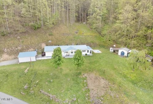 1460 Gum Branch Rd, Oakwood, VA, 24631-8801 | Card Image