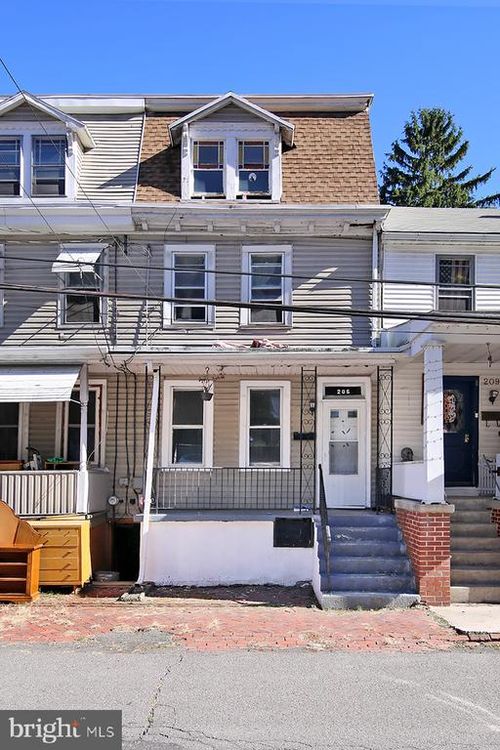 205 S Delaware Ave, MINERSVILLE, PA, 17954-2006 | Card Image