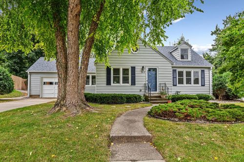 815 Rogers Row, Faribault, MN, 55021-4409 | Card Image