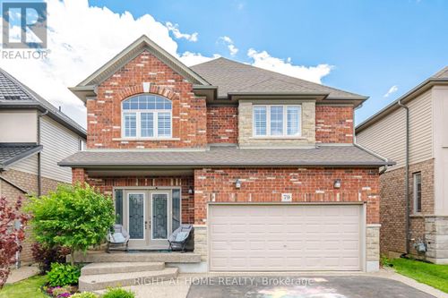 79 Garinger Crescent, Hamilton (Binbrook), ON, L0R1C0 | Card Image