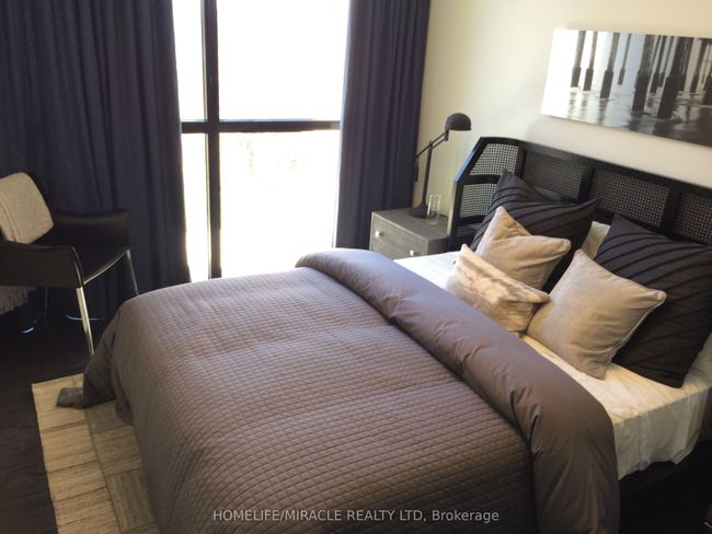 1003 - 2908 Highway 7, Condo with 2 bedrooms, 2 bathrooms and 1 parking in Vaughan ON | Image 14