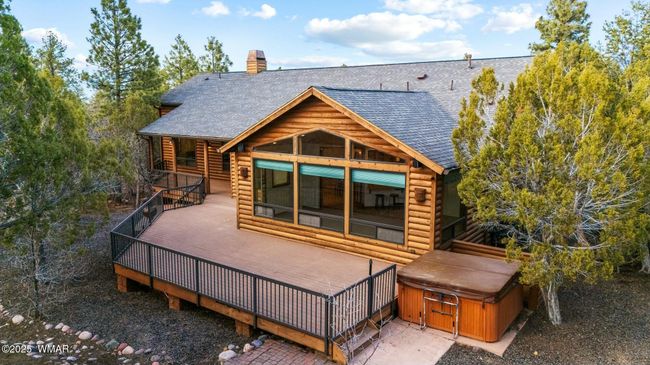 Back Exterior | Image 31