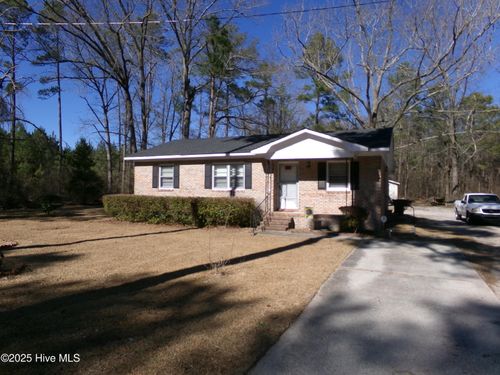 22701 Old Lumberton Rd, Maxton, NC, 28364-8749 | Card Image