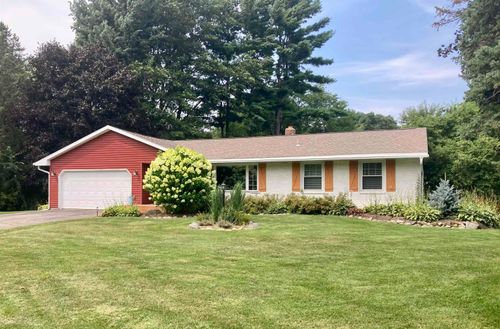 5594 Lavin Way, Westport, WI, 53597-9194 | Card Image