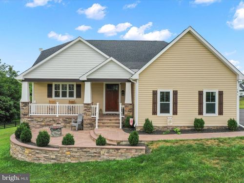 141 Chanterelle Ct, STEPHENS CITY, VA, 22655-5281 | Card Image