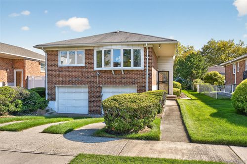 2801 206th St, Bayside, NY, 11360-2339 | Card Image