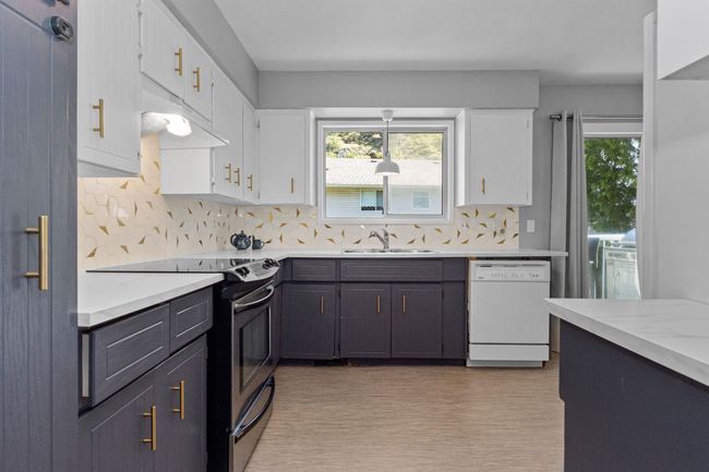 21322 Mallard Dr, House other with 4 bedrooms, 2 bathrooms and 4 parking in Hope BC | Image 17