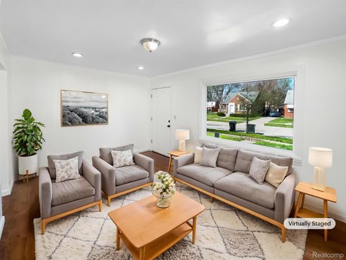 20612 Kingsville St, Detroit, MI, 48225-2222 | Card Image