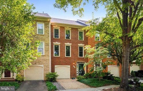 1709 Dogwood Dr, Alexandria, VA, 22302-2346 | Card Image