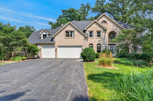 3N681 Trotter Ln, St. Charles, IL, 60175-7694 | Card Image