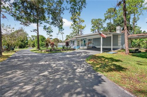 460 9th St, Naples, FL, 34117-2135 | Card Image
