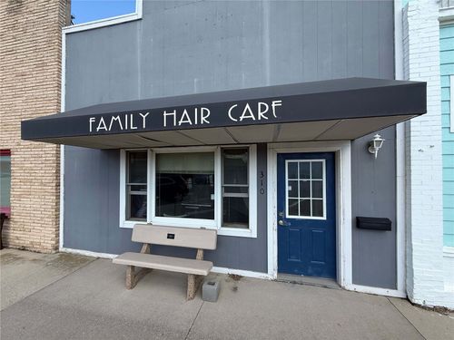 310 Main St, Dysart, IA, 52224-4700 | Card Image