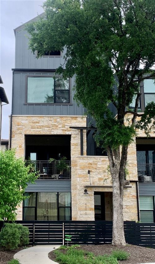 43-4216 Elevator Dr, Austin, TX, 78731-4414 | Card Image