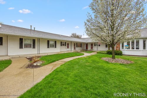 1908 Elizabeth Ln, Jenison, MI, 49428-7734 | Card Image