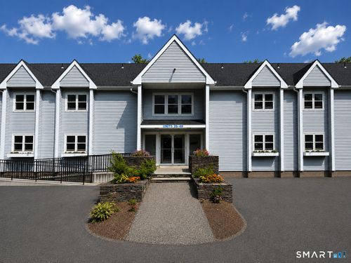 29-1 Beaver Brook Rd, Danbury, CT, 06810-6250 | Card Image
