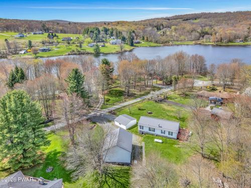 76 Meadowland Dr, Damascus, PA, 18415-3026 | Card Image