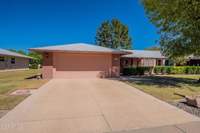 12706 W Shadow Hills Drive, Home with 2 bedrooms, 2 bathrooms and null parking in Sun City West AZ | Image 3