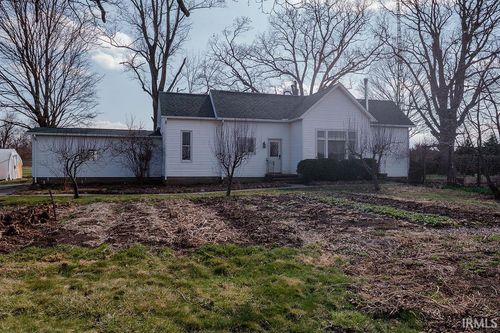2415 E North St, Attica, IN, 47918 | Card Image