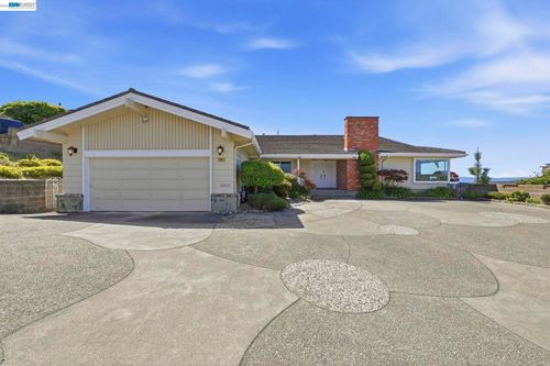 1961 Marineview Dr, San Leandro, CA, 94577-5313 | Card Image